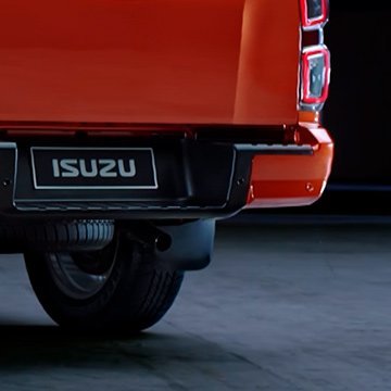 Задний бампер с интегрированной ступенью ISUZU D-Max